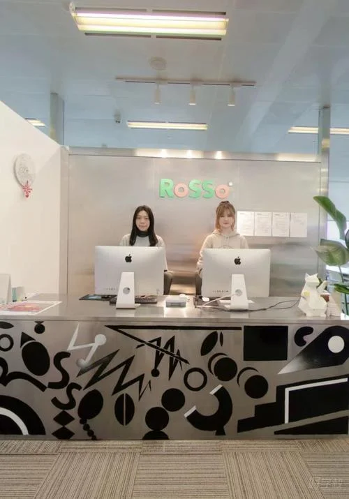 rosso艺术留学机构_1