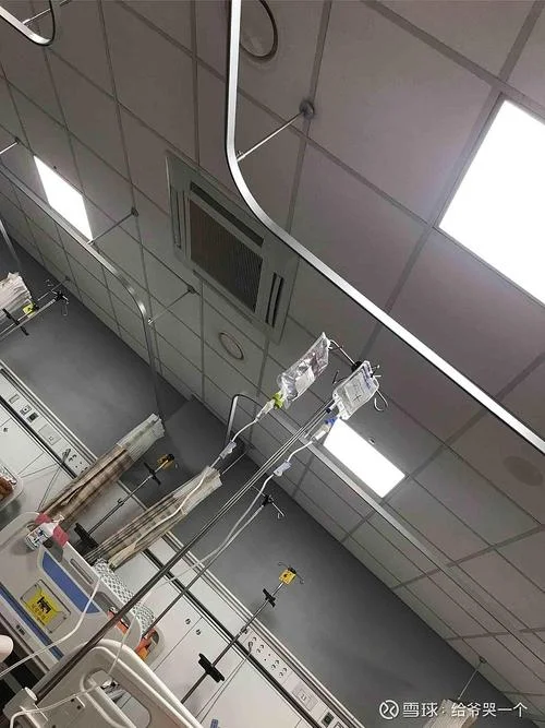 梦到自己住院打点滴_2