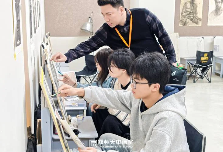 郑州艺考培训艺考_1