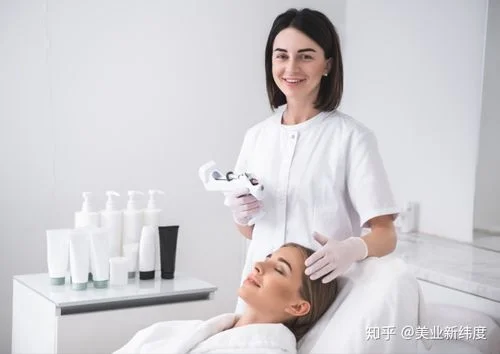 美容师的艰辛感悟_2