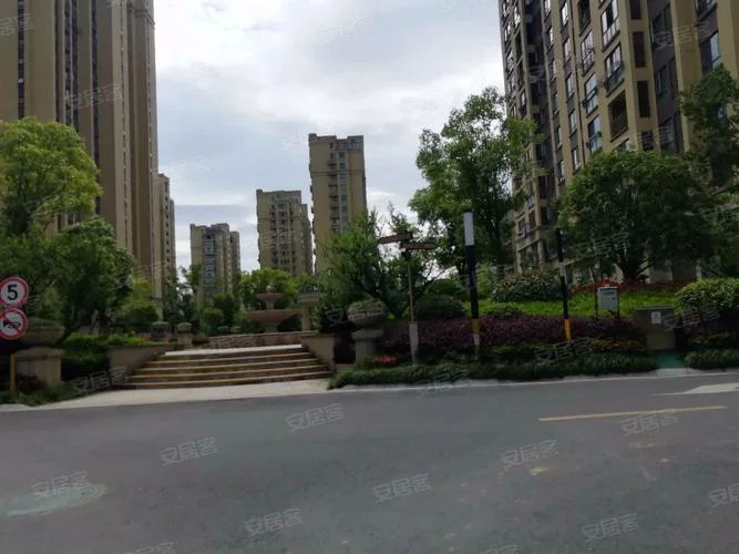 诸暨房价多少一平方_1