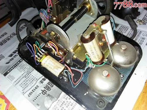 老式磁石电话机原理_1