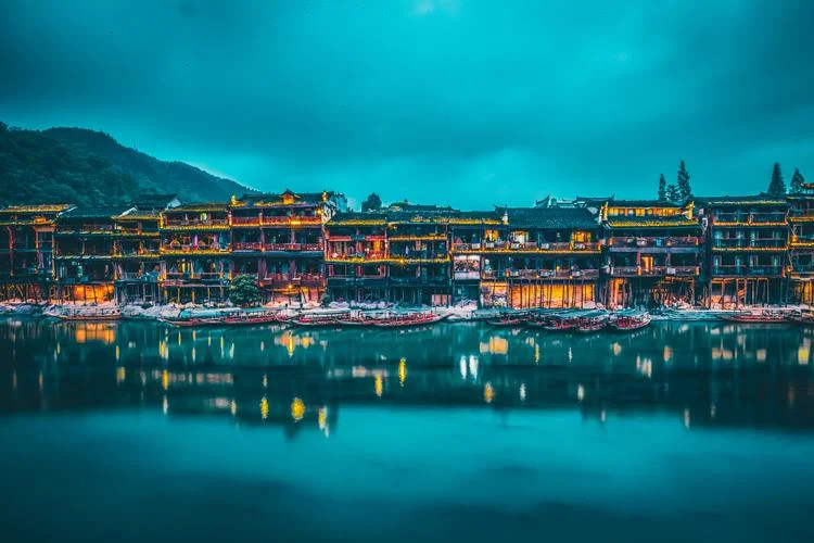 常宁到凤凰古城多少公里_2