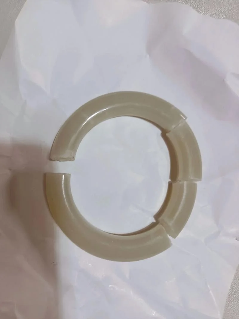 梦见翡翠手镯碎了_2