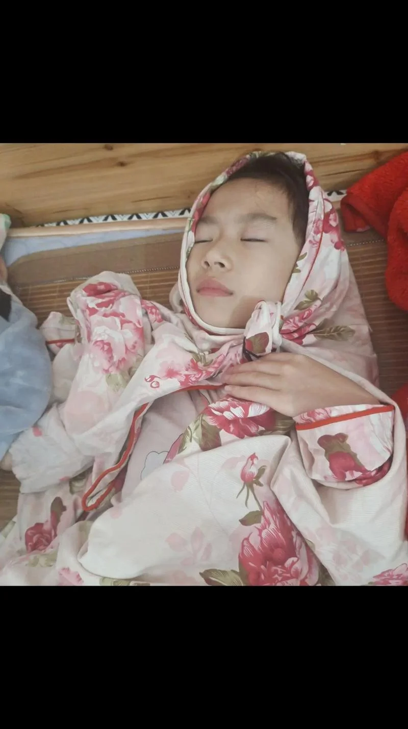 梦见盖被子什么意思_2