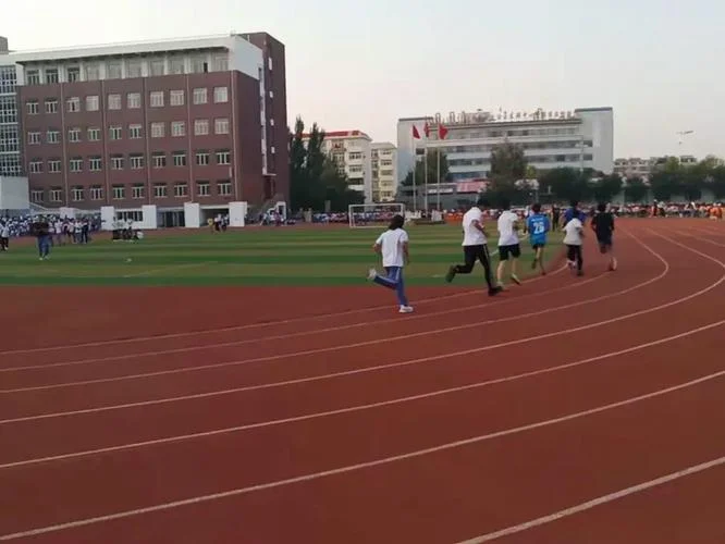 通辽七中哪年建立_1