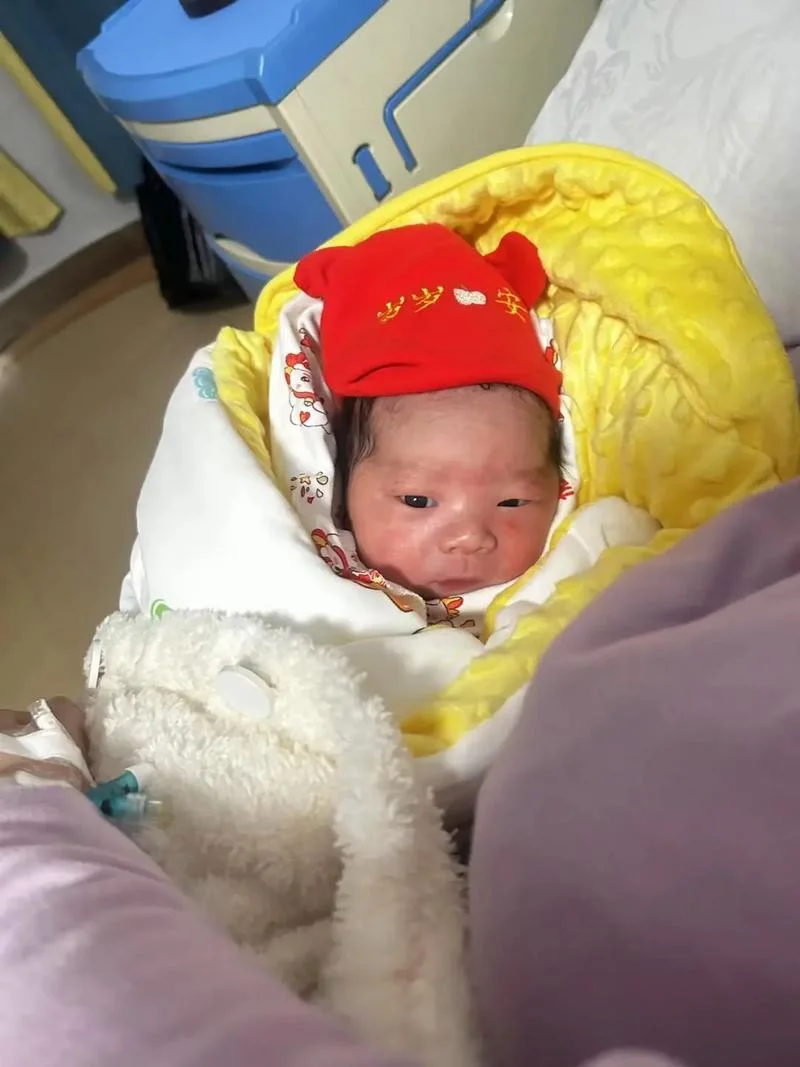 做梦自己生个大胖儿子_1