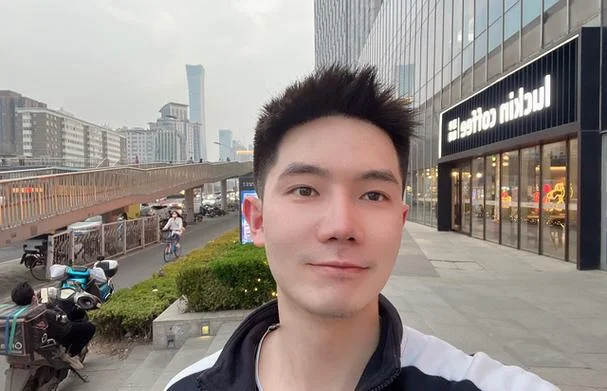 美国斯坦福大学王骁_1
