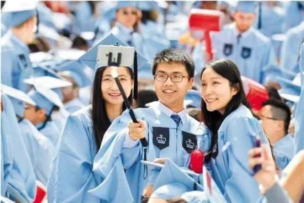 澳洲和英国高中留学生-
