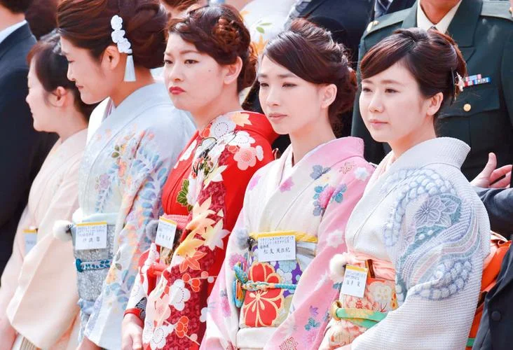 烟台艺校日本留学班-烟台艺校赴日留学