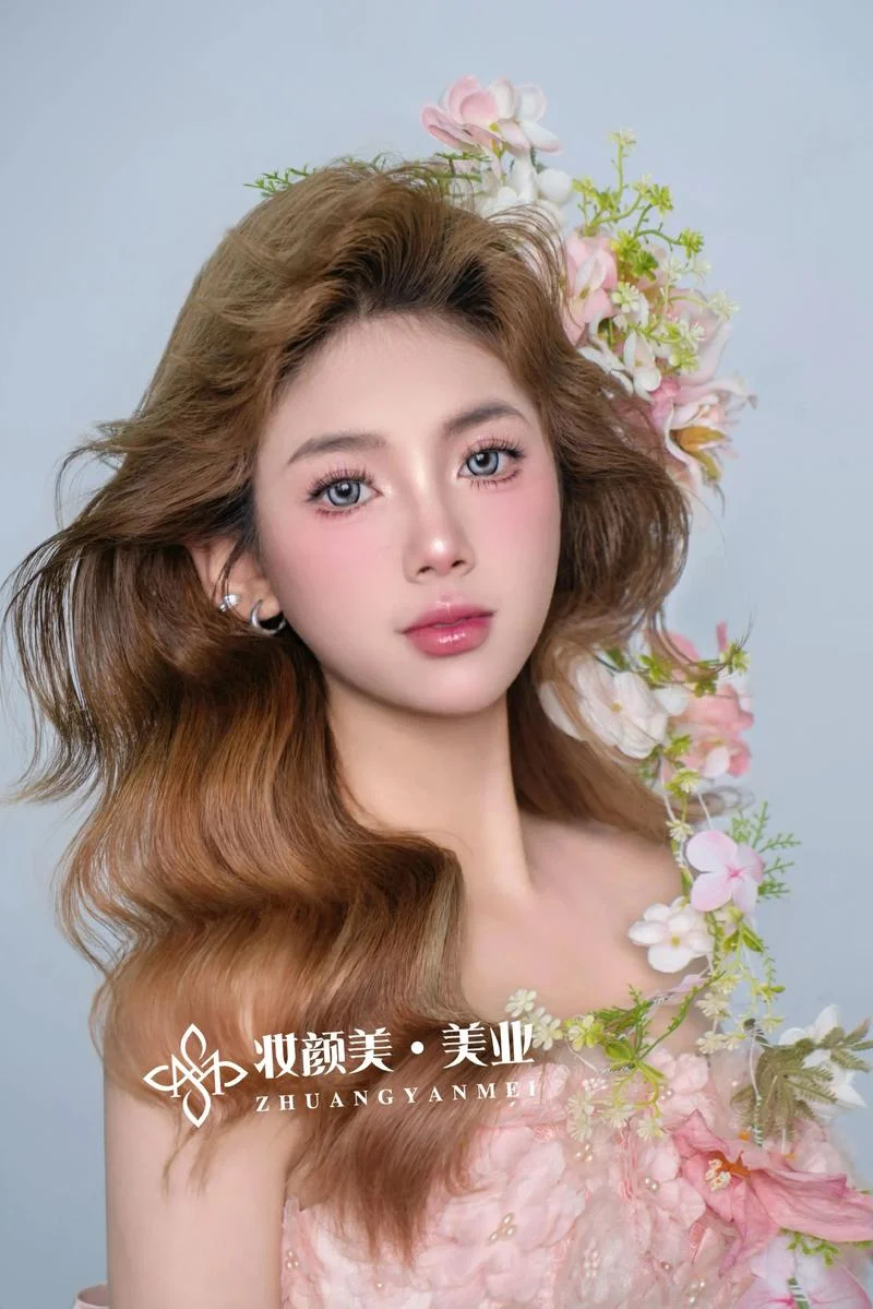 柳州哪里学化妆学校好_2