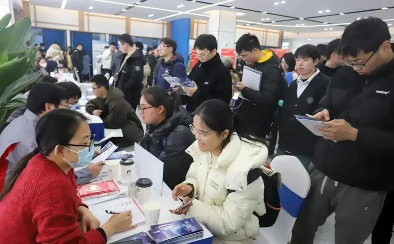 中国留学生海归求职-海归留学生求职