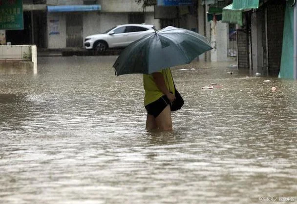 梦见下雨淋湿我的床,是怎么回事_1