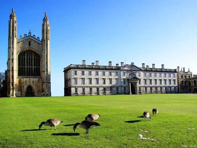 留学英国高中学校_2