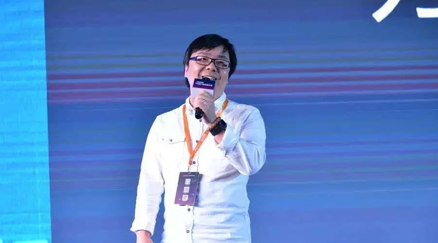 ued总监是什么意思_1