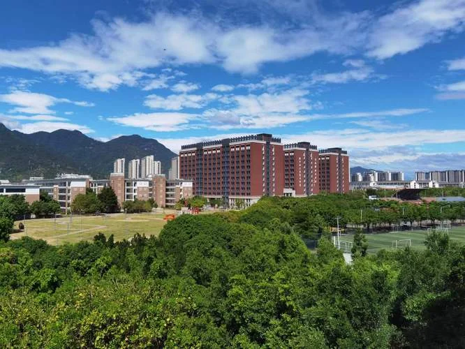 新潟药科大学-新潟药科大学
