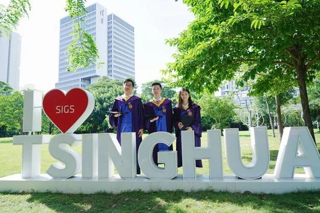 西东大学怀特海德学院_2