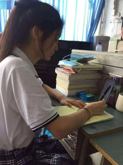 达州市高级中学蔡熳琪-王小熳琪达州市高级中学