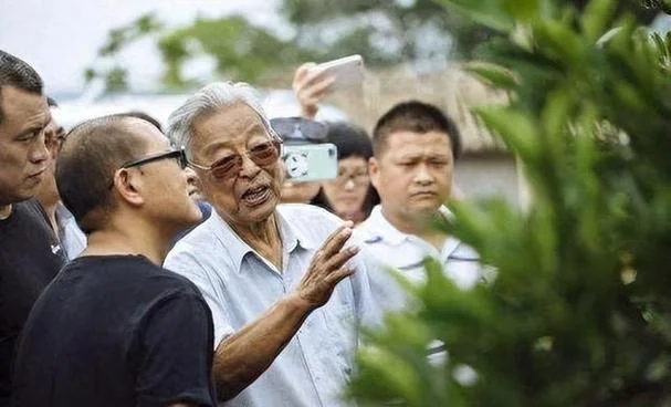 褚时健儿子叫什么名字_2