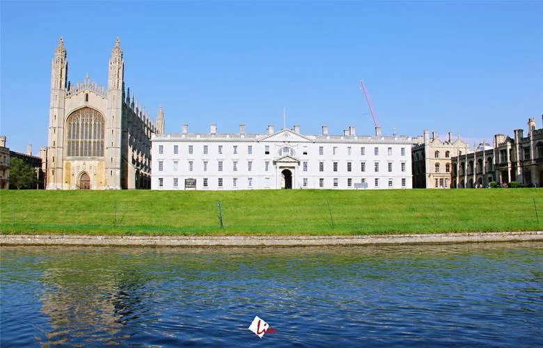 英国影视类最好的大学_1