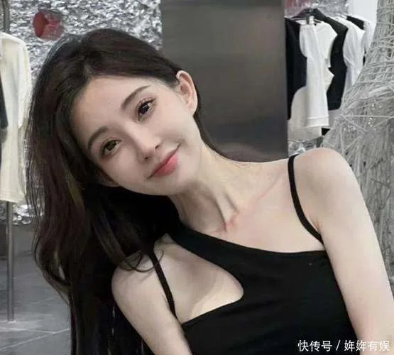 冯提莫直播拿出自慰器_1