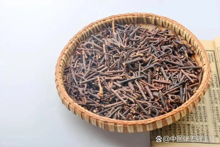 羚羊钩藤汤出处_1