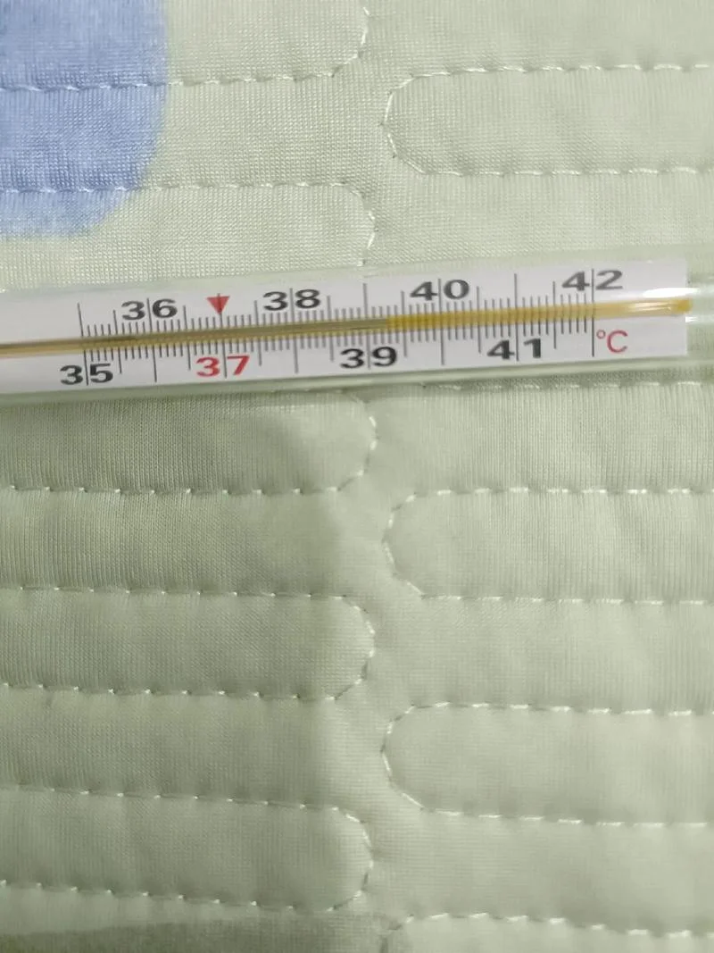 发烧39度温度幽默的说说_2
