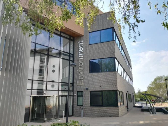 英国约克大学的商科怎么样_1
