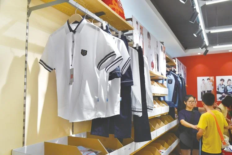 南宁服装公司哪家好_1