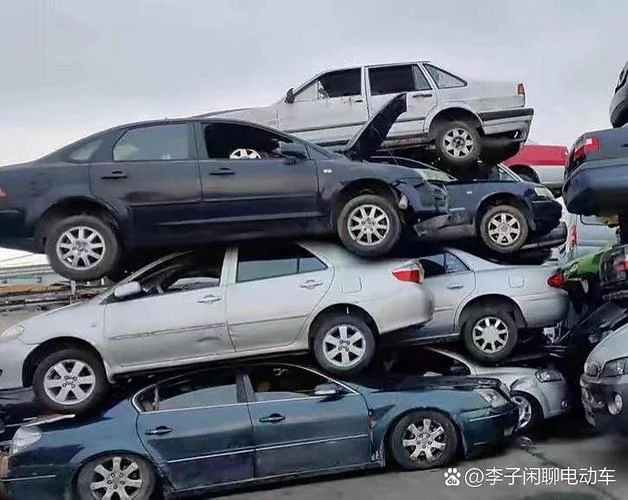 小车跑多少公里报废_1