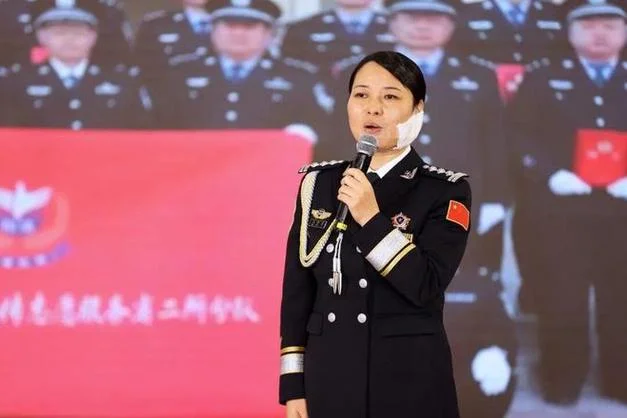 一级英模叫什么_2