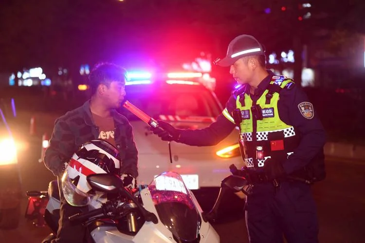 贵州交警查违章在哪里_2