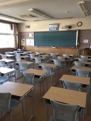 去日本留学要换手机吗_2