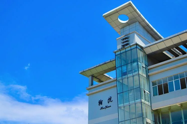 成都影视学院_1