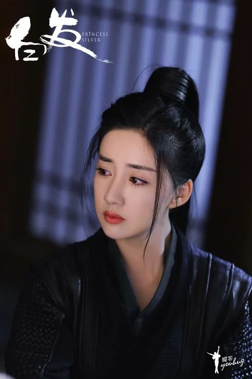 白发王妃全集剧情_2