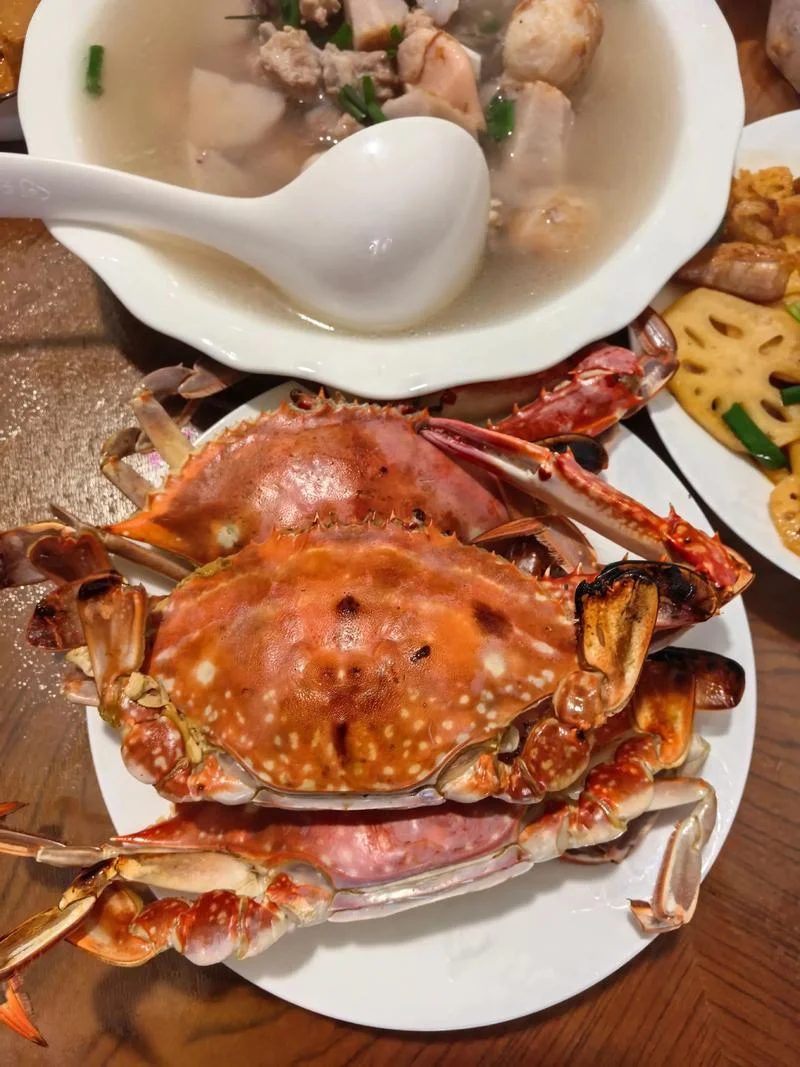 梦见身上有扯不完的螃蟹_1