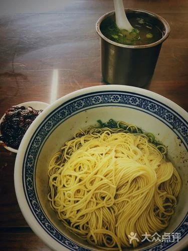 卜岩面馆历史_2