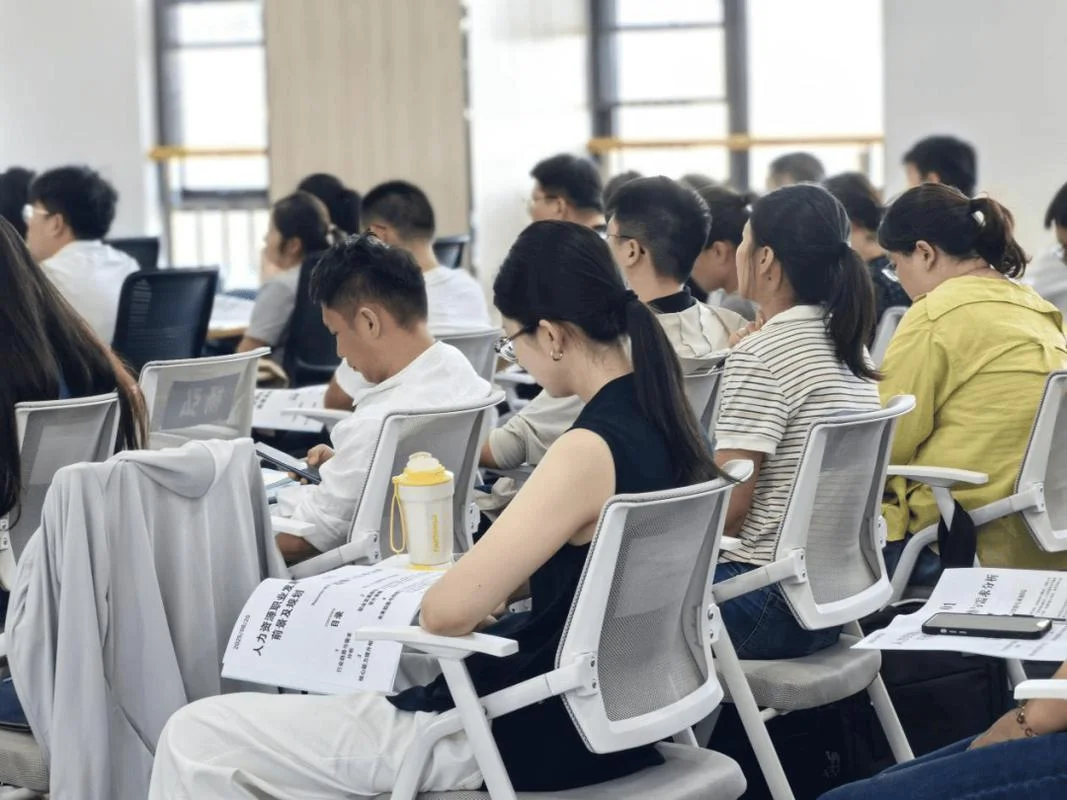 兰州市报名培训人力资源_1