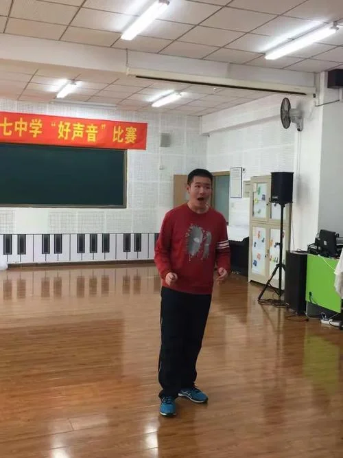 大连市三十七中学_1