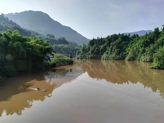 梦见泡温泉遇险-泡温泉遇险梦