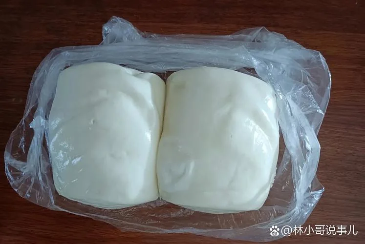 梦见卖馒头是什么意思-梦卖馒头含义