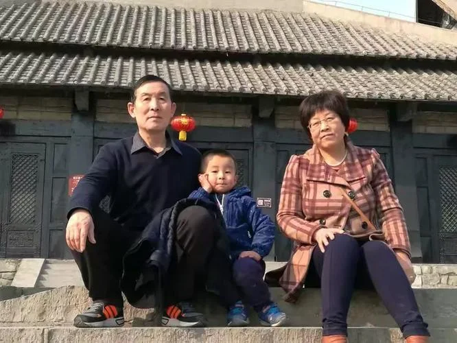 孙子的下一辈叫什么孙_1