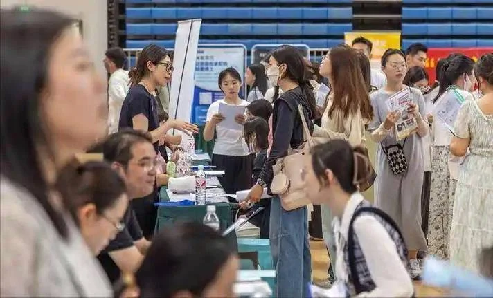 留学生去哪找工作-留学生求职指南