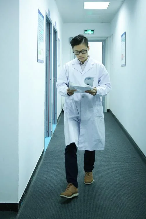 科技工作者是谁_1