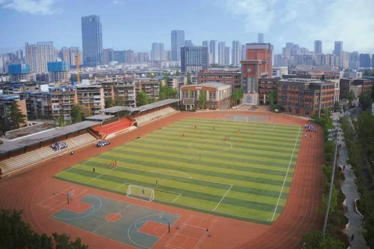 列五中学在里-列五中学在里