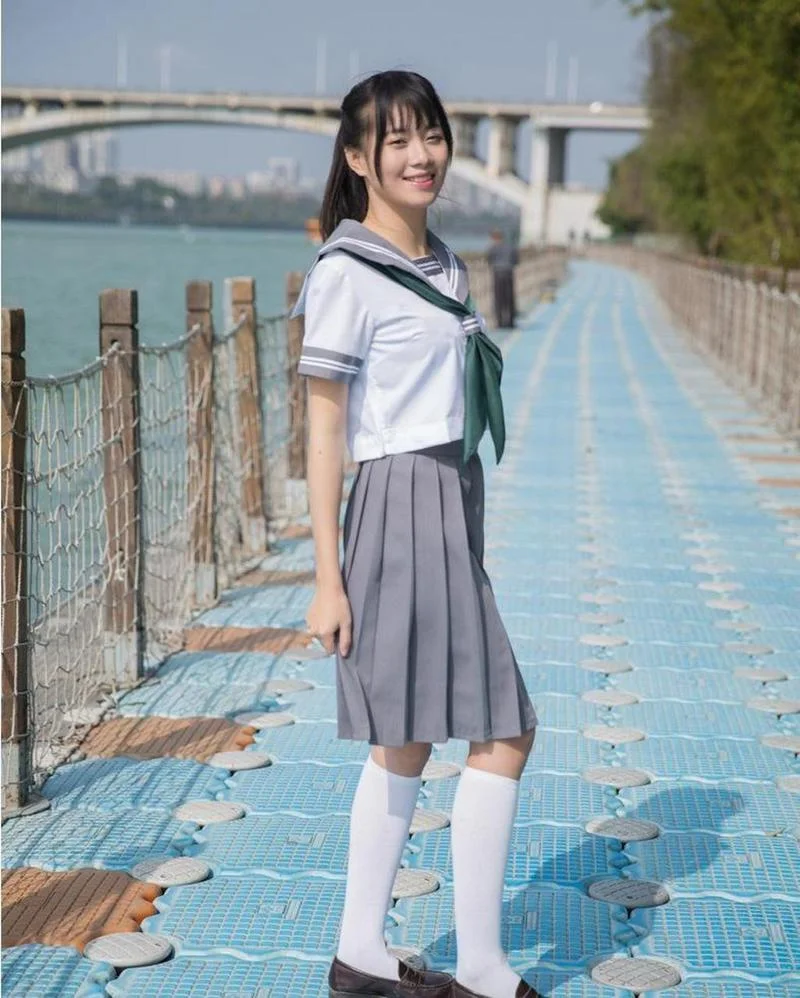梦见初中暗恋同学女_2