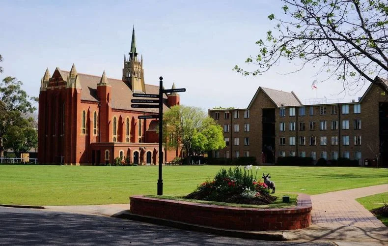 澳洲留学最好的大学_2