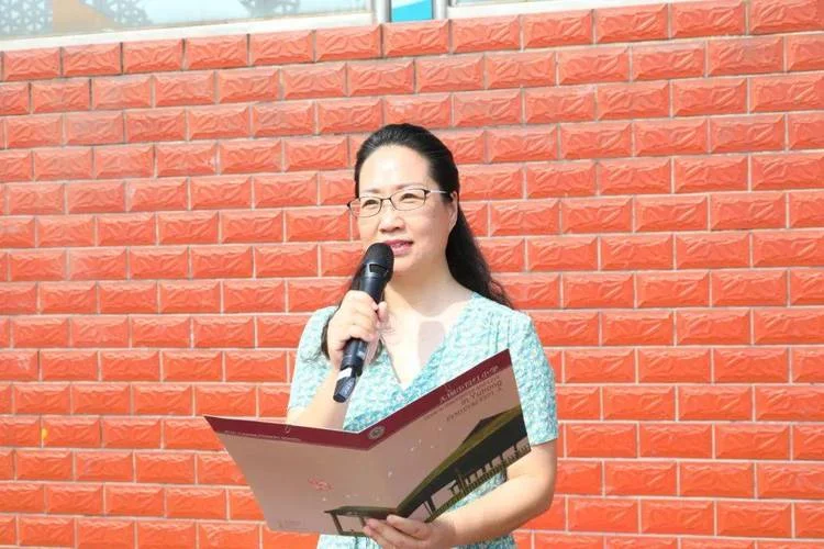 阳谷县西湖中学老师_1