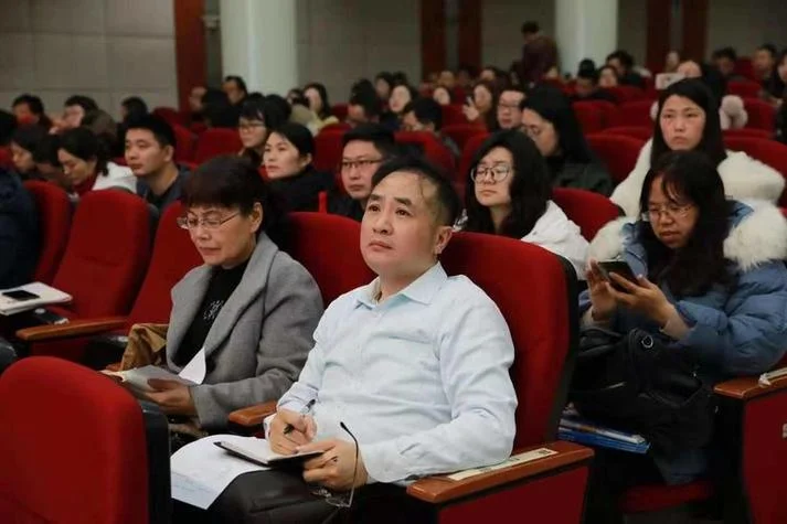 巴南报考研究生_1