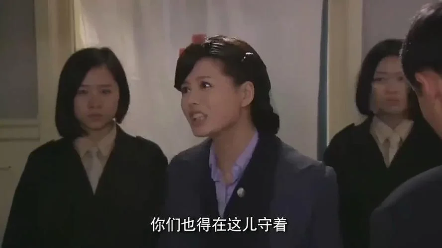 卧底三与狼共舞剧情_1